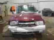 2002 Chevrolet Tracker с VIN 2CNBJ13C826911524, выставлен на аукционе Copart как лот 43046325 с пробегом 60 722 миль миль и Списание • Salvage title. История ставок и продаж доступна на DreamBid. Изображение 5.