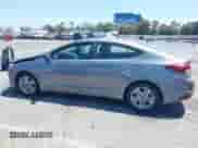 2019 Hyundai Elantra Value Edition z VIN KMHD84LF0KU761622, wystawiony jako IAAI lot #42300029 z przebiegiem 88 785 mil mil oraz . Historia ofert i sprzedaży dostępna na DreamBid. Obrazek 14.