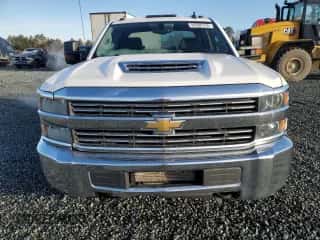 2018 Chevrolet Silverado 3500 с VIN 1GB4KZCY3JF248182, выставлен на аукционе Copart как лот 84384154 с пробегом 159 057 миль миль и Списание • Salvage title. История ставок и продаж доступна на DreamBid. Изображение 5.