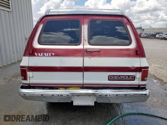1991 Chevrolet Suburban с VIN 1GBER16K2MF148166, выставлен на аукционе Copart как лот 62537755 с пробегом 216 034 миль миль и Чистый • Clean title. История ставок и продаж доступна на DreamBid. Изображение 6.