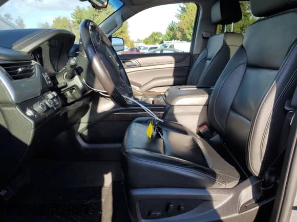 2019 Chevrolet Tahoe LT с VIN 1GNSKBKC2KR290298, выставлен на аукционе Copart как лот 87281265 с пробегом 123 876 миль миль и Чистый • Clean title. История ставок и продаж доступна на DreamBid. Изображение 7.