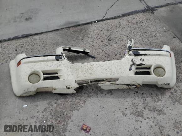 2006 Chrysler 300 C with VIN 2C3KA63H36H145939, listed as a Copart auction lot 67796215 with 198,617 mi miles and Salvage title. Bid and sale history available at DreamBid. Image 12.