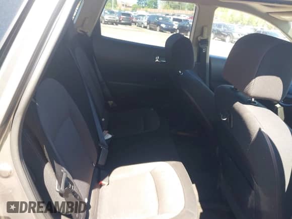 2008 Nissan Rogue S z VIN JN8AS58T78W006465, wystawiony jako IAAI lot #42205819 z przebiegiem 133 587 mil mil oraz . Historia ofert i sprzedaży dostępna na DreamBid. Obrazek 8.