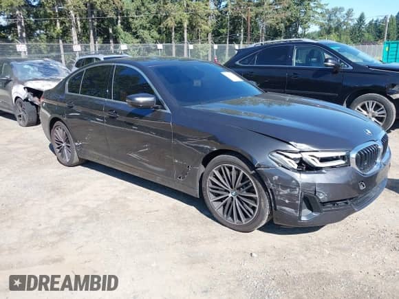 2021 BMW 5 Series 530i with VIN WBA53BH01MCF26218, listed as a IAAI auction lot 42927073 with 38,048 mi miles and . Bid and sale history available at DreamBid. Image 1.