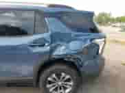 2025 Chevrolet Equinox AWD LT with VIN 3GNAXPEG8SL106336, listed as a IAAI auction lot 43042836 with 5,302 mi miles and . Bid and sale history available at DreamBid. Image 19.