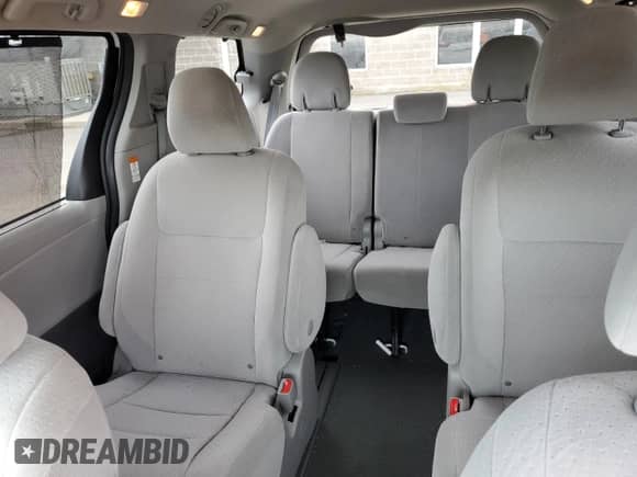 2020 Toyota Sienna LE with VIN 5TDJZ3DCXLS249696, listed as a Copart auction lot 64382785 with 99,530 mi miles and Salvage title. Bid and sale history available at DreamBid. Image 10.