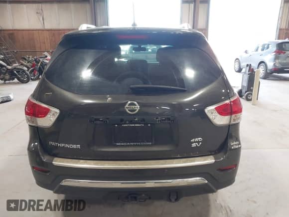 2016 Nissan Pathfinder Platinum with VIN 5N1AR2MM1GC601909, listed as a IAAI auction lot 42114650 with 151,423 mi miles and . Bid and sale history available at DreamBid. Image 16.