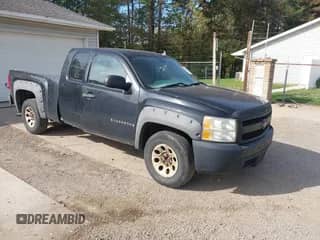 2008 Chevrolet Silverado 1500 Work Truck with VIN 1GCEC19X88Z331127, listed as a IAAI auction lot 43363192 with 256,895 mi miles and . Bid and sale history available at DreamBid. Image 1.
