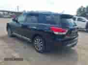 2014 Nissan Pathfinder S z VIN 5N1AR2MM4EC658649, wystawiony jako IAAI lot #43241174 z przebiegiem 134 785 mil mil oraz . Historia ofert i sprzedaży dostępna na DreamBid. Obrazek 3.