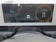 2023 Hyundai Ioniq 5 SE z VIN KM8KM4AE7PU145825, wystawiony jako Copart lot #61481115 z przebiegiem 26 610 mil mil oraz Czysty tytuł • Clean title. Historia ofert i sprzedaży dostępna na DreamBid. Obrazek 9.