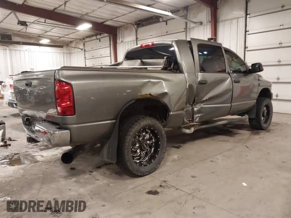 2009 Dodge 2500 SLT with VIN 3D7KS29L79G524708, listed as a IAAI auction lot 41586164 with 162,677 mi miles and . Bid and sale history available at DreamBid. Image 4.