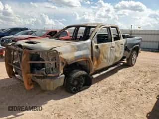 2023 Chevrolet Silverado 2500HD z VIN 1GC5YNEY8PF196870, wystawiony jako Copart lot #65391765 z przebiegiem Nie podano mil oraz Nie do naprawy • Non repairable. Historia ofert i sprzedaży dostępna na DreamBid. Obrazek 1.