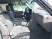2006 GMC Sierra 1500 SLE1 z VIN 2GTEK19B261264327, wystawiony jako IAAI lot #42161758 z przebiegiem 101 091 mil mil oraz . Historia ofert i sprzedaży dostępna na DreamBid. Obrazek 5.