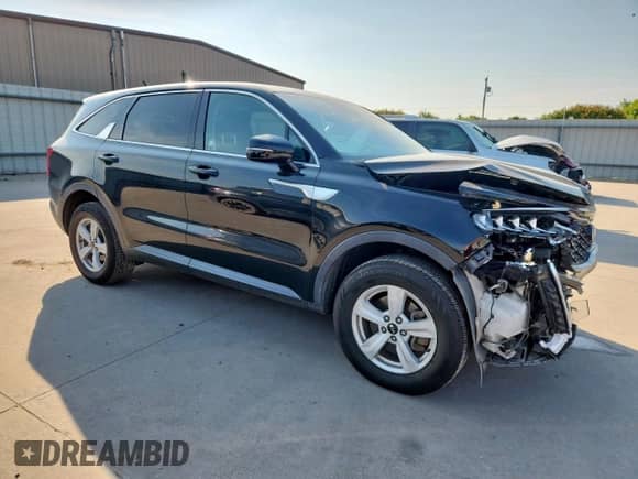 2021 Kia Sorento LX with VIN 5XYRGDLC4MG036497, listed as a Copart auction lot 69182895 with 127,778 mi miles and Salvage title. Bid and sale history available at DreamBid. Image 4.