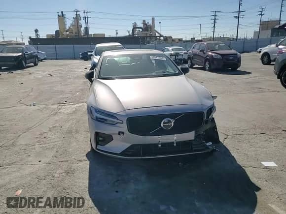 2024 Volvo S60 Core Dark Theme z VIN 7JRL12TK1RG309467, wystawiony jako Copart lot #44641545 z przebiegiem Nie podano mil oraz Szkoda całkowita • Salvage title. Historia ofert i sprzedaży dostępna na DreamBid. Obrazek 11.