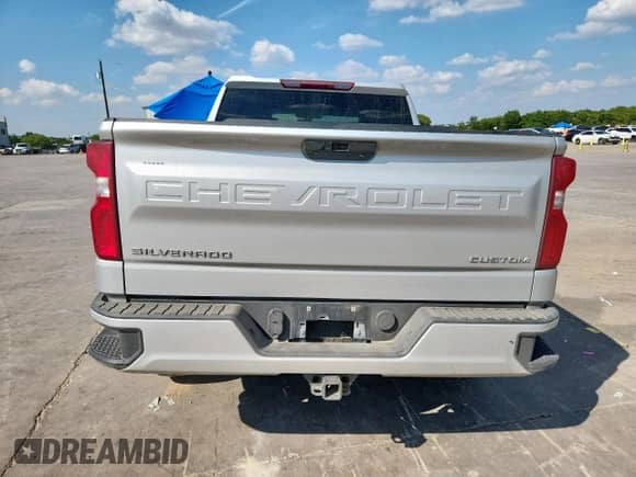 2022 Chevrolet Silverado 1500 Custom with VIN 1GCPWBEK7NZ230995, listed as a Copart auction lot 80753555 with 93,891 mi miles and Salvage title. Bid and sale history available at DreamBid. Image 6.