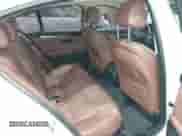 2014 BMW 5 Series 528i xDrive z VIN WBA5A7C51ED614703, wystawiony jako IAAI lot #42311251 z przebiegiem 100 219 mil mil oraz . Historia ofert i sprzedaży dostępna na DreamBid. Obrazek 8.