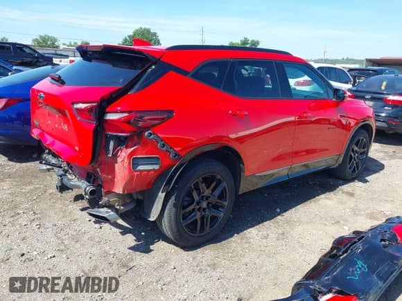 2021 Chevrolet Blazer RS с VIN 3GNKBKRS3MS566873, выставлен на аукционе IAAI как лот 42682983 с пробегом 86 068 миль миль и . История ставок и продаж доступна на DreamBid. Изображение 4.