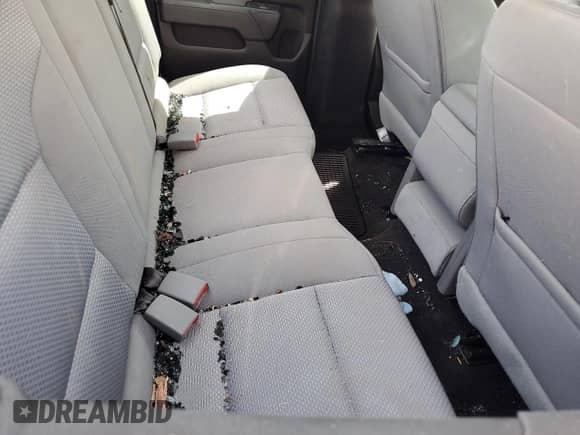 2018 GMC Sierra 1500 z VIN 1GTR1LEC8JZ305803, wystawiony jako Copart lot #53845185 z przebiegiem 19 681 mil mil oraz Szkoda całkowita • Salvage title. Historia ofert i sprzedaży dostępna na DreamBid. Obrazek 6.