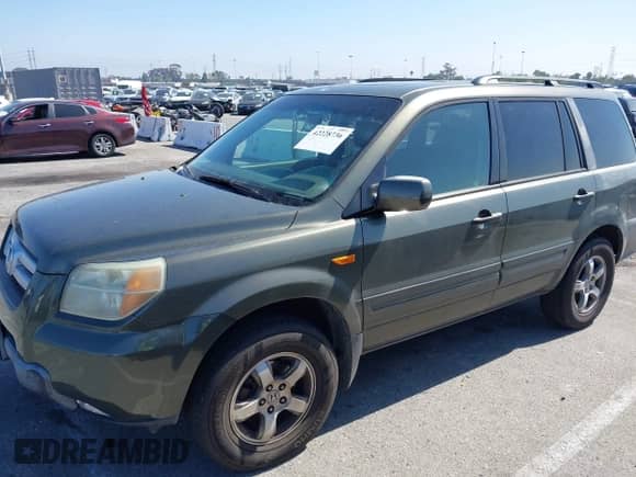 2006 Honda Pilot EX-L z VIN 5FNYF28716B014921, wystawiony jako IAAI lot #42228736 z przebiegiem 149 059 mil mil oraz . Historia ofert i sprzedaży dostępna na DreamBid. Obrazek 6.