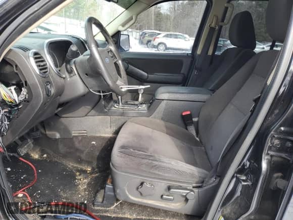 2010 Ford Explorer XLT with VIN 1FMEU8DE4AUA36617, listed as a Copart auction lot 87941365 with 198,440 mi miles and Clean title. Bid and sale history available at DreamBid. Image 7.