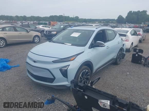 2023 Chevrolet Bolt EUV Premier z VIN 1G1FZ6S07P4119983, wystawiony jako IAAI lot #42337160 z przebiegiem 13 166 mil mil oraz . Historia ofert i sprzedaży dostępna na DreamBid. Obrazek 18.