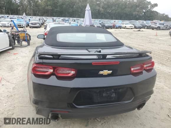 2023 Chevrolet Camaro 1LT z VIN 1G1FB3DS4P0127984, wystawiony jako Copart lot #41808165 z przebiegiem 49 933 mil mil oraz Czysty tytuł • Clean title. Historia ofert i sprzedaży dostępna na DreamBid. Obrazek 6.