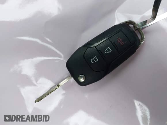 2018 Ford F-250 XL с VIN 1FT7W2BT5JEC78221, выставлен на аукционе IAAI как лот 43043737 с пробегом 125 888 миль миль и . История ставок и продаж доступна на DreamBid. Изображение 11.