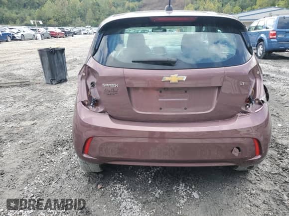 2019 Chevrolet Spark LT z VIN KL8CD6SA0KC813486, wystawiony jako Copart lot #81601945 z przebiegiem 17 870 mil mil oraz Szkoda całkowita • Salvage title. Historia ofert i sprzedaży dostępna na DreamBid. Obrazek 6.