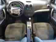 2009 Chevrolet Aveo 2LT z VIN KL1TG56E29B319739, wystawiony jako Copart lot #71941394 z przebiegiem 130 724 mil mil oraz Nie do naprawy • Non repairable. Historia ofert i sprzedaży dostępna na DreamBid. Obrazek 8.