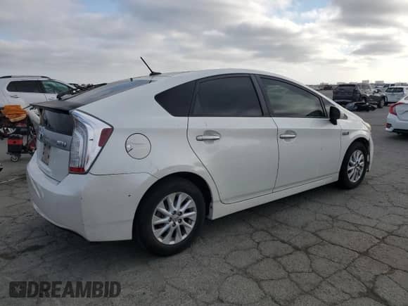 2012 Toyota Prius with VIN JTDKN3DP1C3012180, listed as a Copart auction lot 70231125 with 210,789 mi miles and Salvage title. Bid and sale history available at DreamBid. Image 3.