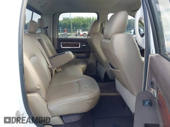 2010 Dodge 1500 Laramie с VIN 1D7RV1CT6AS183985, выставлен на аукционе IAAI как лот 42909685 с пробегом 259 702 миль миль и . История ставок и продаж доступна на DreamBid. Изображение 8.