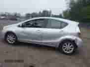 2013 Toyota Prius One z VIN JTDKDTB3XD1051060, wystawiony jako IAAI lot #42851670 z przebiegiem 163 017 mil mil oraz . Historia ofert i sprzedaży dostępna na DreamBid. Obrazek 14.