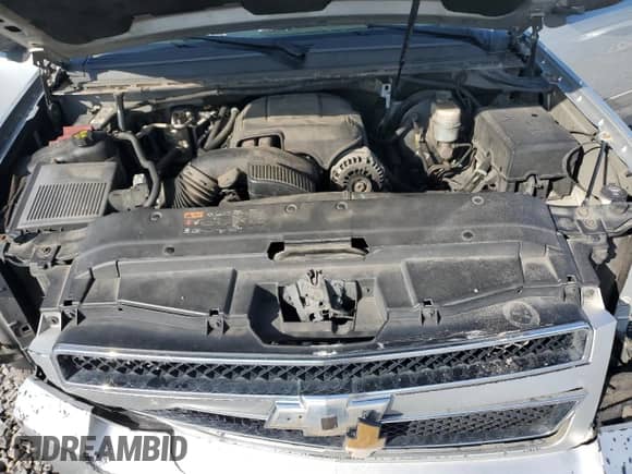 2012 Chevrolet Tahoe LT with VIN 1GNSCBE00CR267327, listed as a Copart auction lot 61742505 with 402,729 mi miles and Salvage title. Bid and sale history available at DreamBid. Image 12.