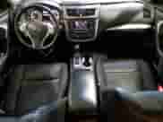 2016 Nissan Altima SR z VIN 1N4AL3AP7GC168984, wystawiony jako Copart lot #87303015 z przebiegiem 205 187 mil mil oraz Czysty tytuł • Clean title. Historia ofert i sprzedaży dostępna na DreamBid. Obrazek 8.