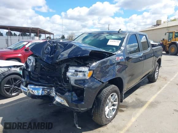 2024 Chevrolet Silverado 1500 LT with VIN 1GCUDDED4RZ259382, listed as a IAAI auction lot 41820720 with 13,202 mi miles and . Bid and sale history available at DreamBid. Image 20.