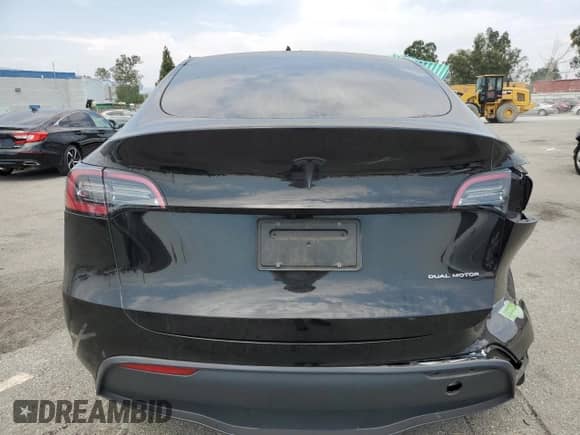 2023 Tesla Model Y Long Range с VIN 7SAYGDEEXPA094667, выставлен на аукционе Copart как лот 62653834 с пробегом 36 162 миль миль и Списание • Salvage title. История ставок и продаж доступна на DreamBid. Изображение 6.