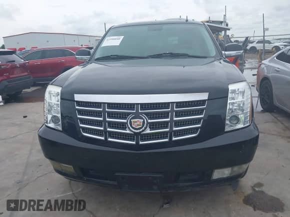 2013 Cadillac Escalade Luxury с VIN 1GYS3BEFXDR127777, выставлен на аукционе IAAI как лот 42390040 с пробегом 206 852 миль миль и . История ставок и продаж доступна на DreamBid. Изображение 12.