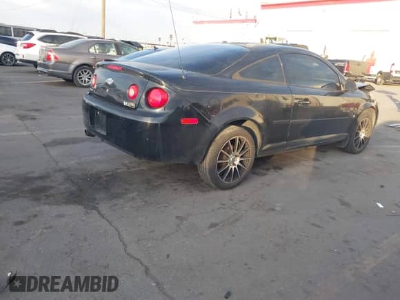 2008 Chevrolet Cobalt LS with VIN 1G1AK18F087340886, listed as a IAAI auction lot 42633494 with 206,911 mi miles and . Bid and sale history available at DreamBid. Image 4.