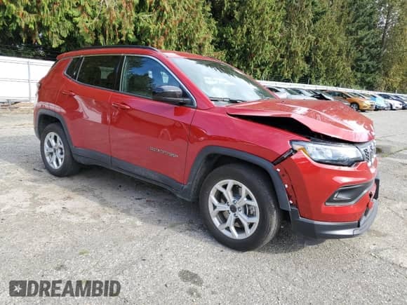 2025 Jeep Compass Latitude с VIN 3C4NJDBN7ST605030, выставлен на аукционе Copart как лот 86832855 с пробегом 5 463 миль миль и Списание • Salvage title. История ставок и продаж доступна на DreamBid. Изображение 4.