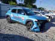 2025 Chevrolet TrailBlazer LT z VIN KL79MPSL8SB011389, wystawiony jako Copart lot #83876525 z przebiegiem Nie podano mil oraz Nie do naprawy • Non repairable. Historia ofert i sprzedaży dostępna na DreamBid. Obrazek 4.