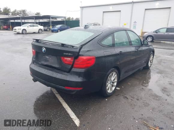2014 BMW 3 Series 328i Gran Turismo xDrive с VIN WBA3X5C56ED556632, выставлен на аукционе IAAI как лот 41962313 с пробегом 99 512 миль миль и . История ставок и продаж доступна на DreamBid. Изображение 4.