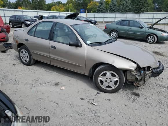 2001 Chevrolet Cavalier LS with VIN 1G1JF524517184353, listed as a Copart auction lot 72042224 with 82,597 mi miles and Salvage title. Bid and sale history available at DreamBid. Image 4.