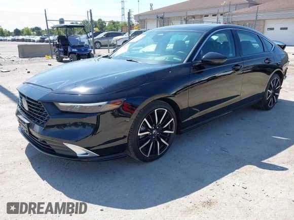2023 Honda Accord Touring с VIN 1HGCY2F81PA020715, выставлен на аукционе IAAI как лот 43187849 с пробегом 40 290 миль миль и . История ставок и продаж доступна на DreamBid. Изображение 17.