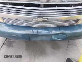 1995 Chevrolet Astro z VIN 1GNDM19WXSB128246, wystawiony jako IAAI lot #43486020 z przebiegiem 138 080 mil mil oraz . Historia ofert i sprzedaży dostępna na DreamBid. Obrazek 6.