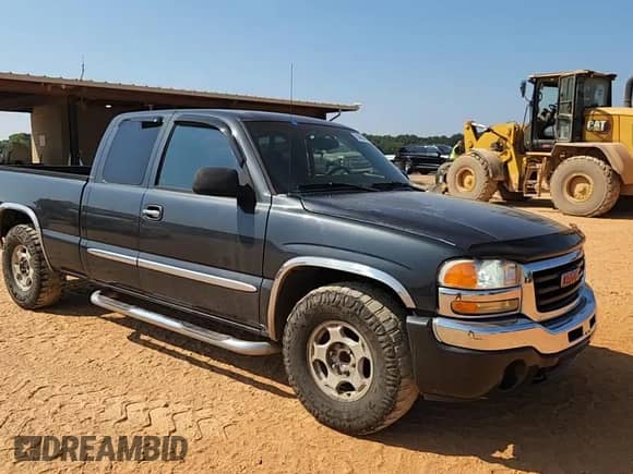 2003 GMC Sierra 1500 SLE with VIN 2GTEC19V831386998, listed as a Copart auction lot 80680395 with 245,385 mi miles and Salvage title. Bid and sale history available at DreamBid. Image 13.