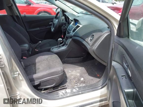 2013 Chevrolet Cruze LT with VIN 1G1PK5SB2D7109554, listed as a IAAI auction lot 42939613 with 155,175 mi miles and . Bid and sale history available at DreamBid. Image 5.