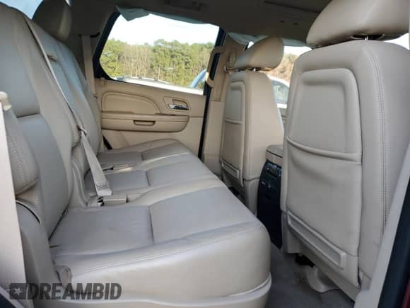 2011 Cadillac Escalade with VIN 1GYS3EEJ9BR161275, listed as a Copart auction lot 43583875 with 52,478 mi miles and Salvage title. Bid and sale history available at DreamBid. Image 11.