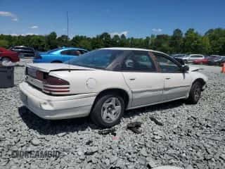 1997 Dodge Intrepid z VIN 2B3HD46T0VH566308, wystawiony jako Copart lot #56027725 z przebiegiem 243 686 mil mil oraz Szkoda całkowita • Salvage title. Historia ofert i sprzedaży dostępna na DreamBid. Obrazek 3.