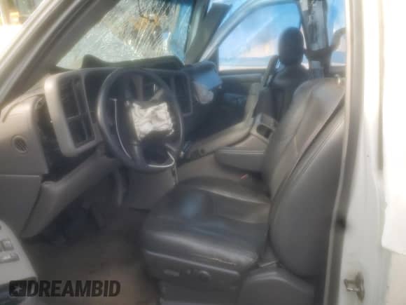 1999 GMC Sierra 1500 SLE с VIN 2GTEC19T5X1513002, выставлен на аукционе Copart как лот 64081105 с пробегом Не указан миль и Списание • Salvage title. История ставок и продаж доступна на DreamBid. Изображение 7.